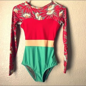 Seea Hermosa One Piece Surf Suit - Roja XS